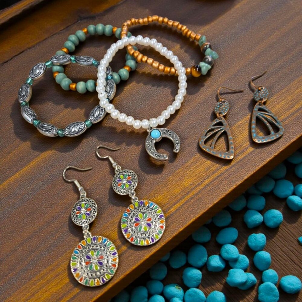 Pearl With Multicolor Tones Bracelet And Earring Set